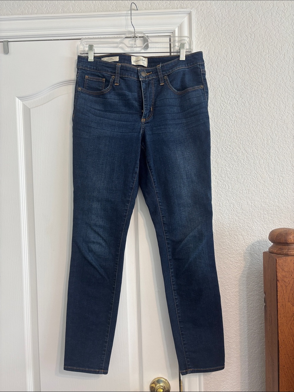 Universal Thread jeans mid rise/skinny size 8/29